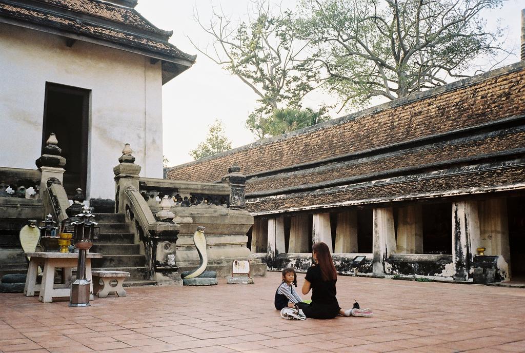 สตอกโฮม โฮสเทล อยุธยา พระนครศรีอยุธยา ภายนอก รูปภาพ